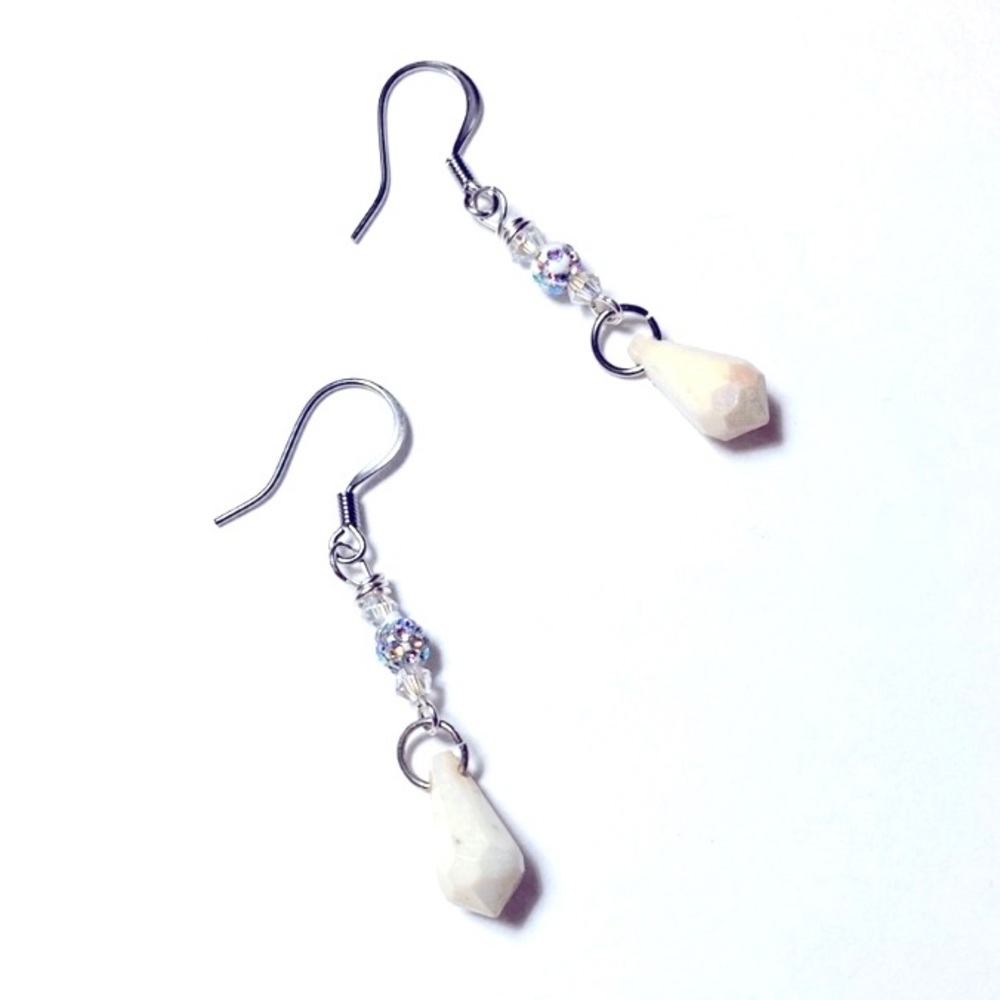 Vintage Style Beaded Snow Winter White Drop Christmas Earrings